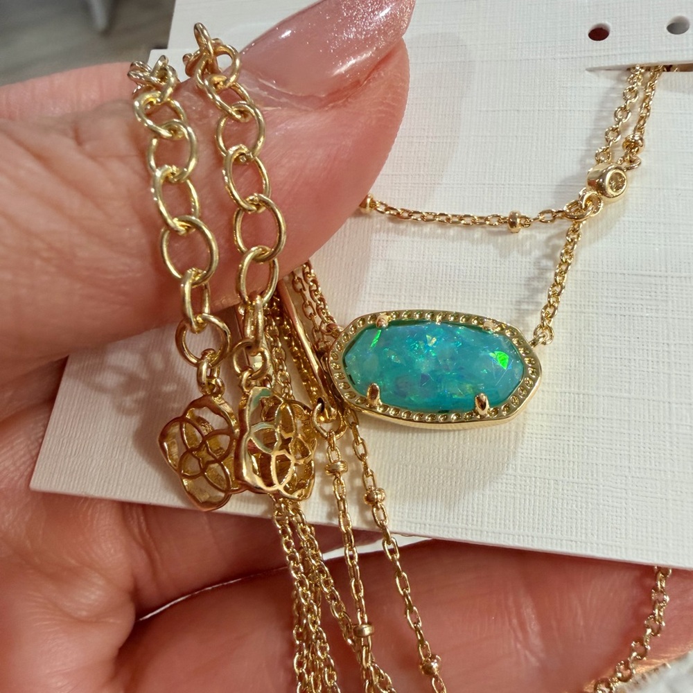 Kendra Scott Elisa Gold Short Pendant Necklace Periwinkle Lab Grown Opal - NEW! - Picture 2 of 5